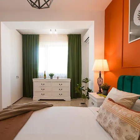 Ivory - Modern Minimalist * Bucarest