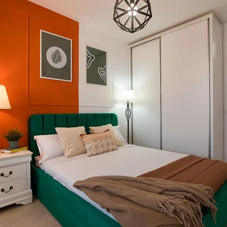 Ivory - Modern Minimalist Appartamento