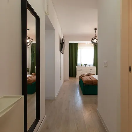 Ivory - Modern Minimalist Appartement Boekarest
