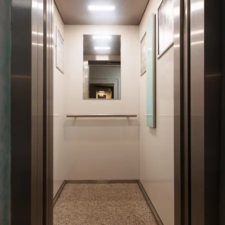 Ivory - Modern Minimalist Appartamento