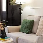 Ivory - Modern Minimalist Apartman *