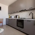 Ivory - Modern Minimalist * Бухарест